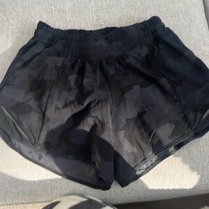 Lululemon Hotty Hot Camo shorts
